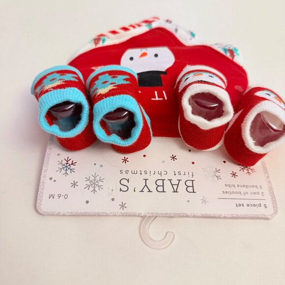 Babys First Christmas Gift Set Embroidered Hat Booties Bibs Blanket Santa Plush - Picture 11 of 13